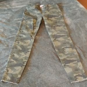 Camo pants